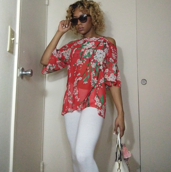 Tops - Women's Red open/off the shoulder floral printed blouse